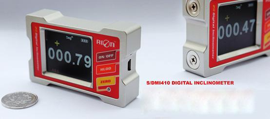 Sensor duplo da inclinação do elevado desempenho do inclinômetro da indicação digital da linha central DMI420 com indicação digital